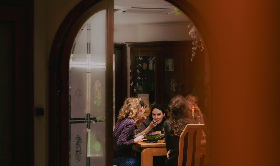 Aan tafel - foto Nele Dierick