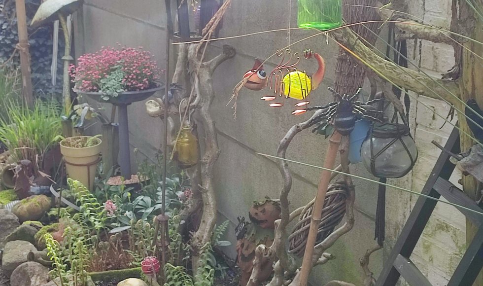 Kunstige tuin van Monique