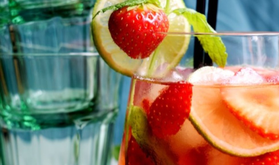 ijsthee met aardbei