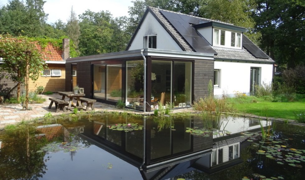 ecotuin met vijver in Austerlitz