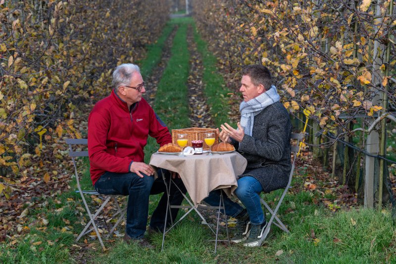 Jan Peeters (links) en Geert Gommers in gesprek - copyright: Raphaël Drent
