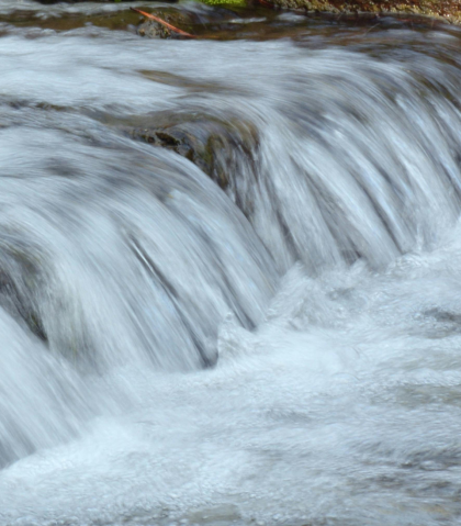 water stroomt