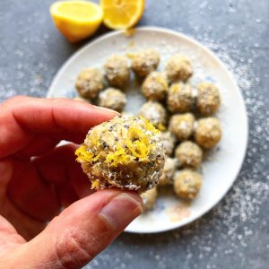 Citroenkokosballetjes